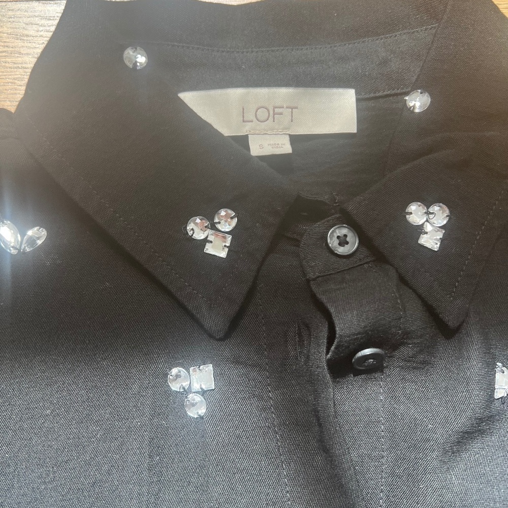 LOFT women’s jewel blouse, black, size small